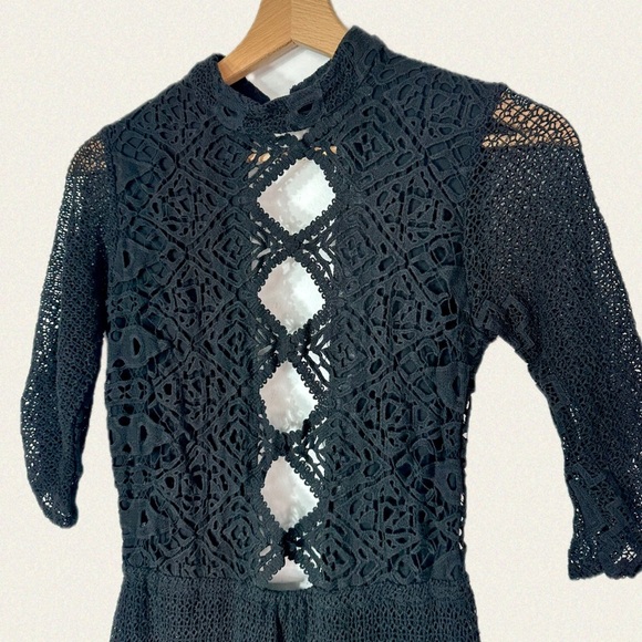 Jen’s Pirate Booty Nova Mini Dress - Picture 6 of 8